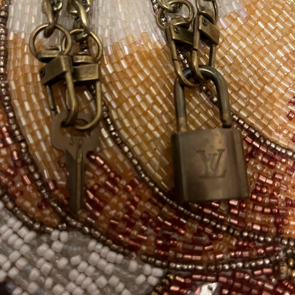 Authentic Louis Vuitton Lock & Key, Gold Brass.#310. Includes Long 30” Chain.EUC - Picture 2 of 4